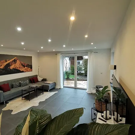 Lieblingssplatz 3 Gartenwohnung * Garmisch-Partenkirchen